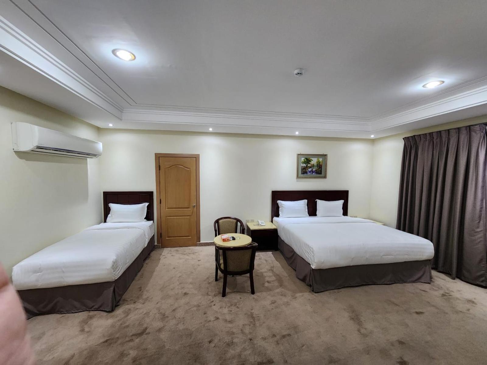 S Maskan Hotel Dammam Esterno foto